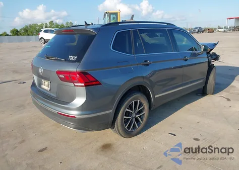 2020 Volkswagen Tiguan 2.0T Se/2.0T Se R-Line Black/2.0T Sel z USA, uszkodzony, nr VIN 3VV3B7AX3LM087035